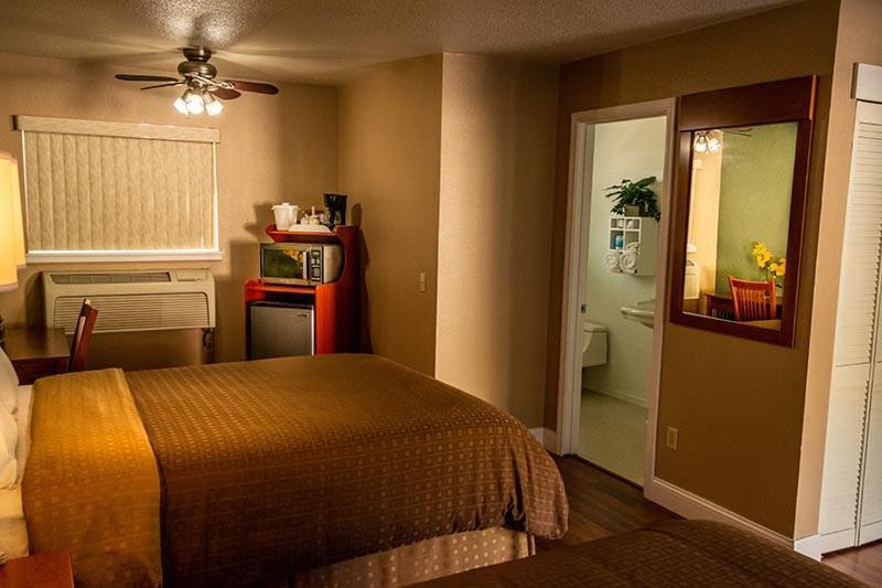 Maple Leaf Motel Shady Cove Luaran gambar