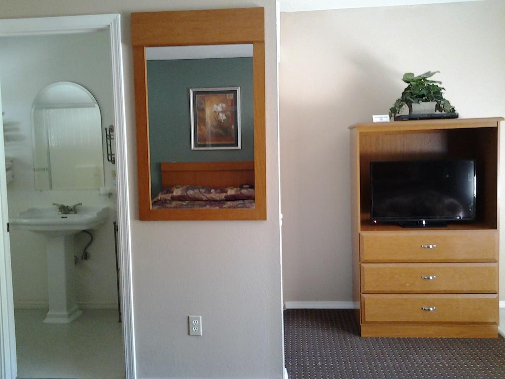 Maple Leaf Motel Shady Cove Bilik gambar
