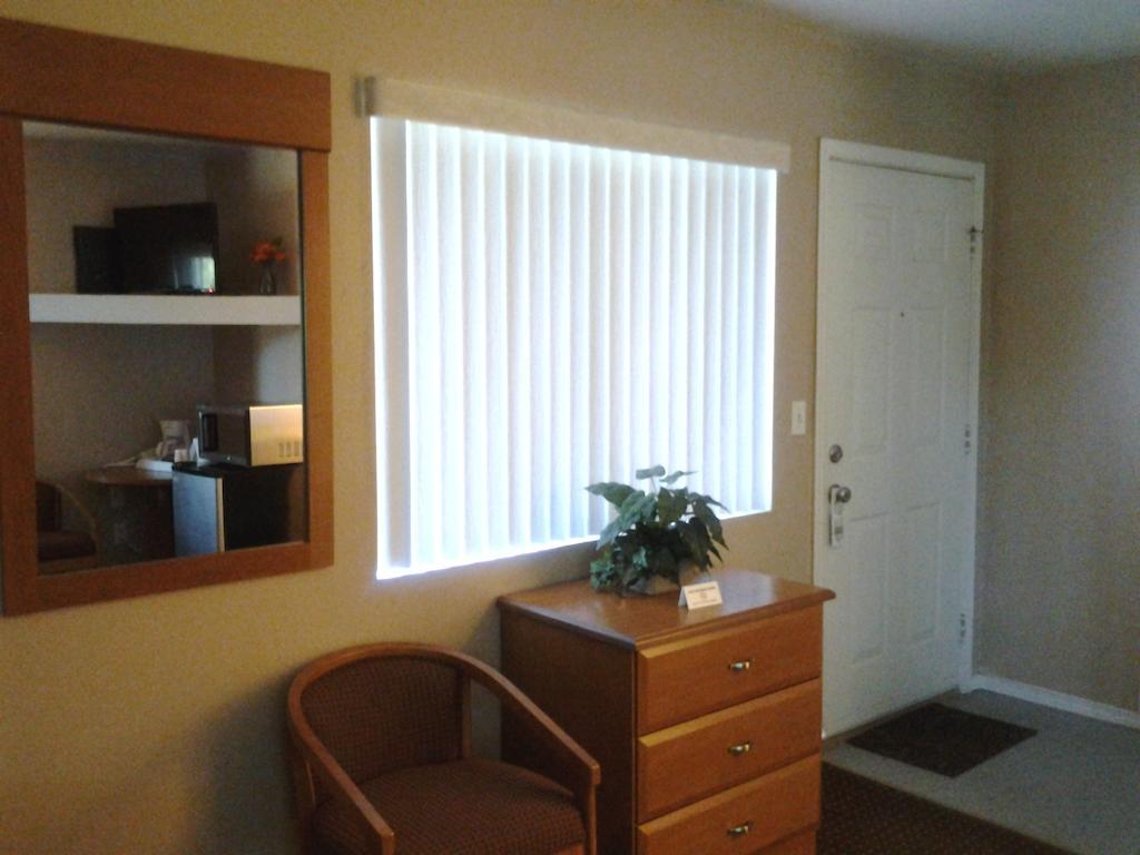 Maple Leaf Motel Shady Cove Bilik gambar