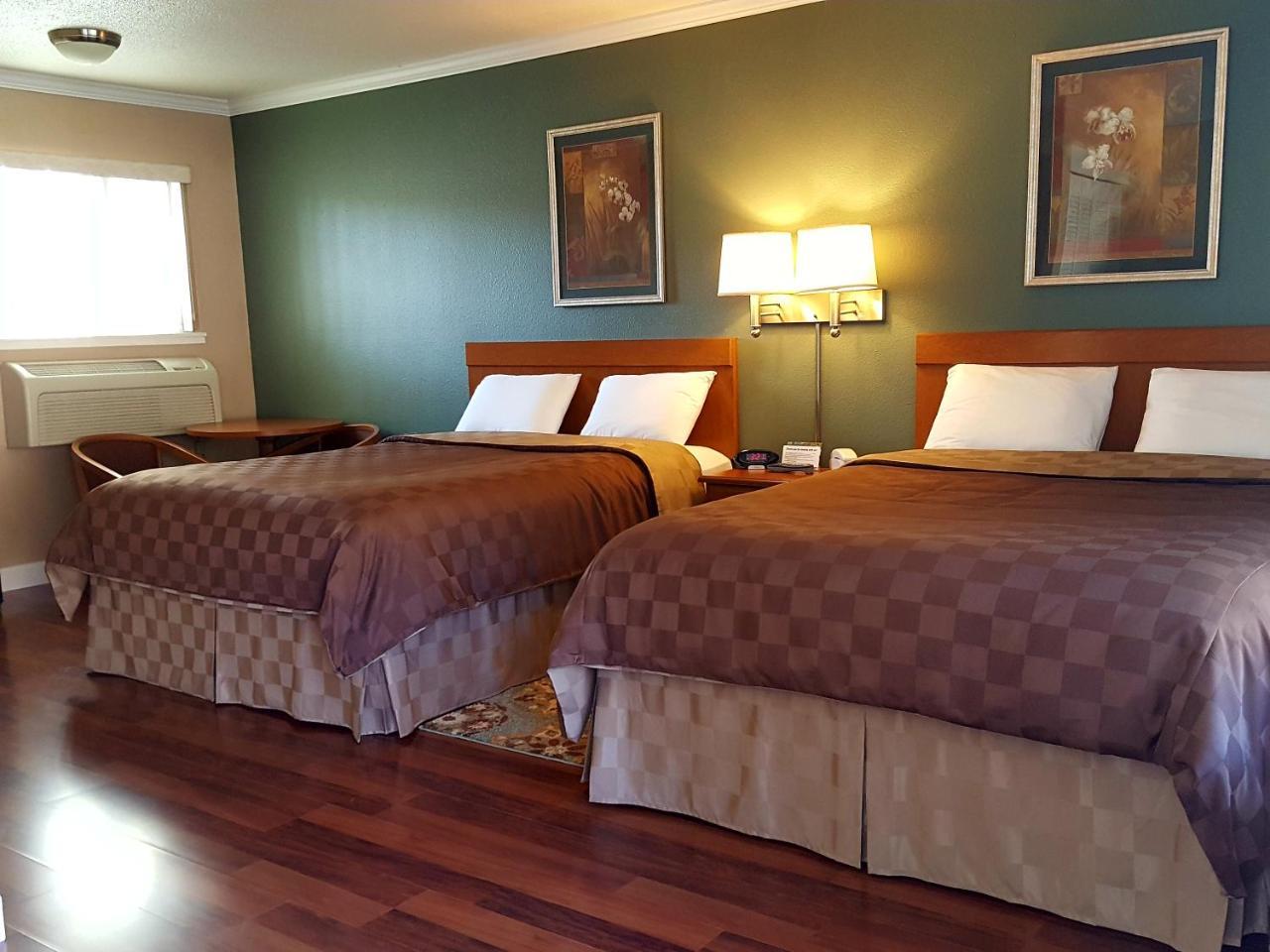 Maple Leaf Motel Shady Cove Luaran gambar